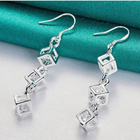 Triple Cube Drop 925 Sterling with Clear Zircon Hook Earrings NWt - Picture 1 of 1